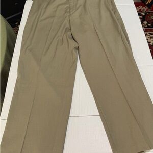 Dockers Premium Relaxed Fit Men Dress Pants Tan Flat Front 38 x 29